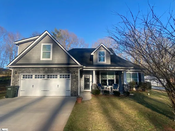 221 Meadow Ln, Easley, SC 29642