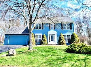 6210 Alletta Cir, Baldwinsville, NY 13027