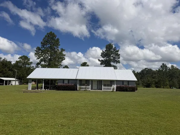 604 Crumpton Rd, Lenox, GA 31637