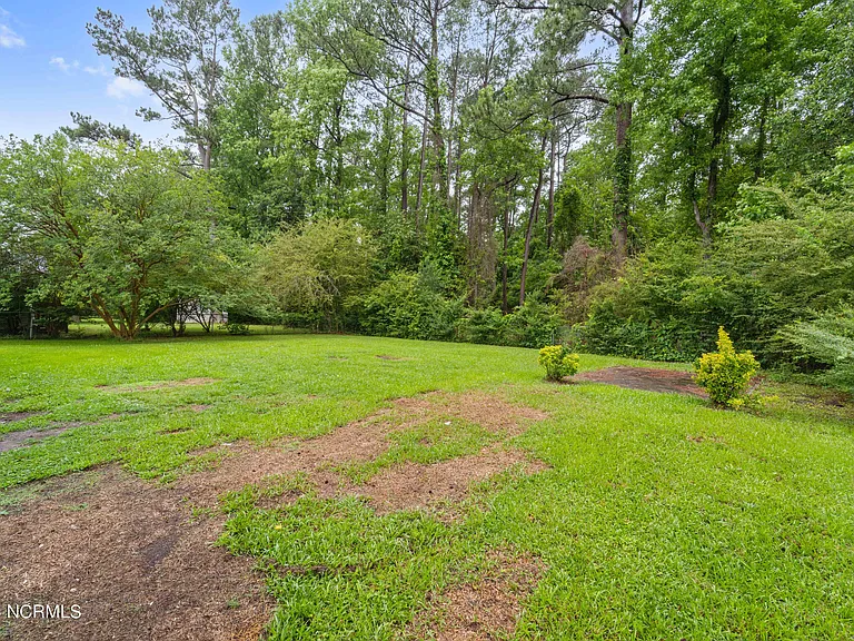 1205 Ormandy Ave — Photo 16