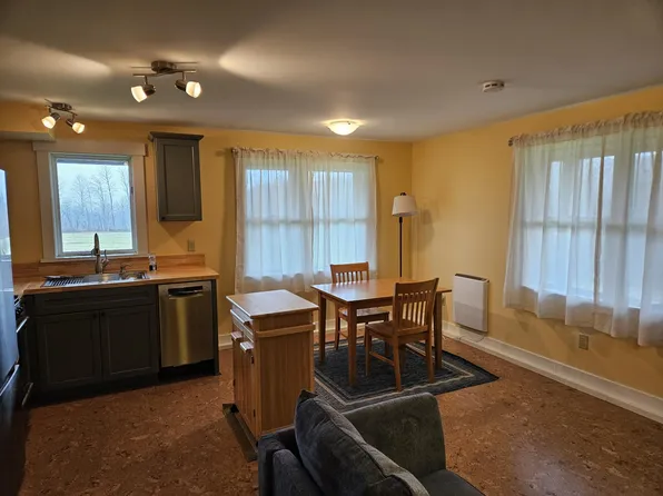201 Taylor Rd, East Montpelier, VT 05602