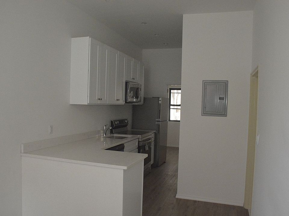 1st image of 1669 Lexington Ave #1