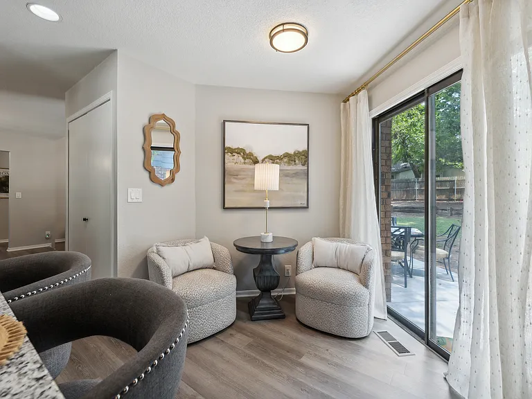 3911 Morrison Cir — Photo 22