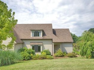 1046 Amber Ridge Rd, Charlottesville, VA 22901