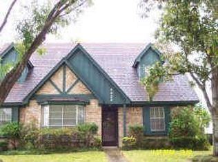 8822 Roos Rd, Houston, TX 77036