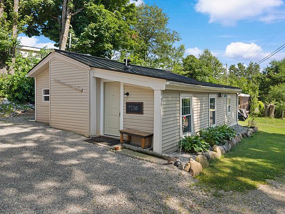 3rd image of 194 Buckley Road #130