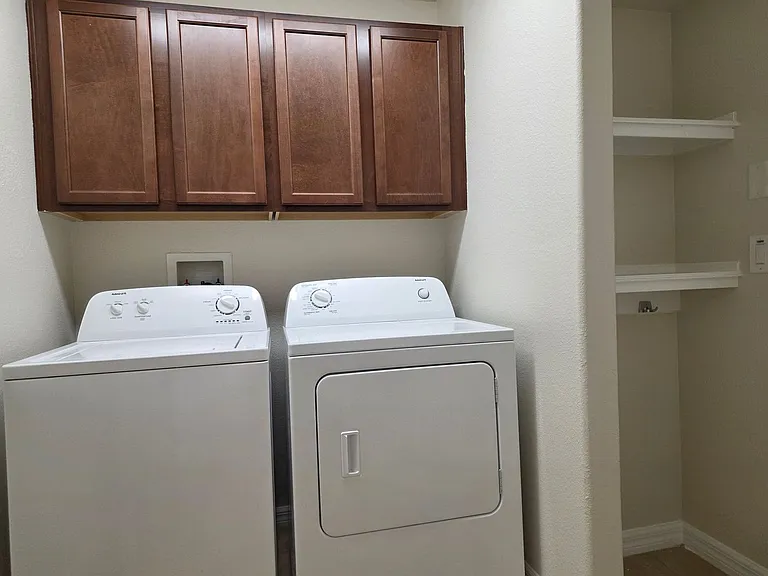 4772 Silver Birch Way — Photo 26