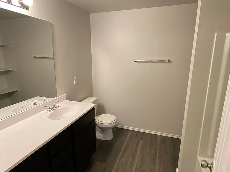 2027 Taylor St — Photo 14