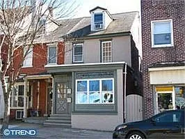 Home for Sale in Phoenixville, Pennsylvania $240,000