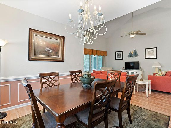 3rd image of 122 N Shore Drive