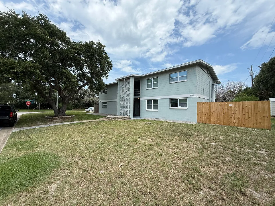 1677 Avocado Ave #6