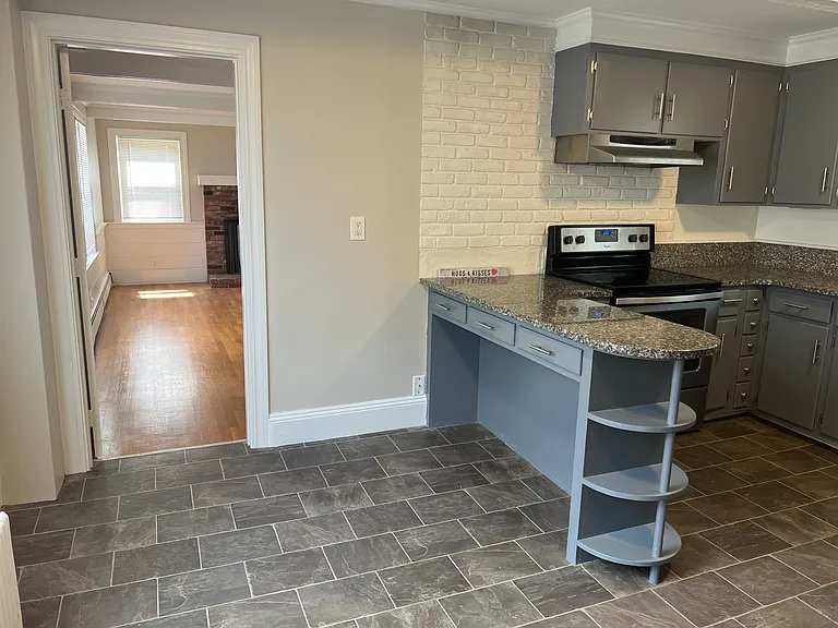 9 Arlington St #1 — Photo 11