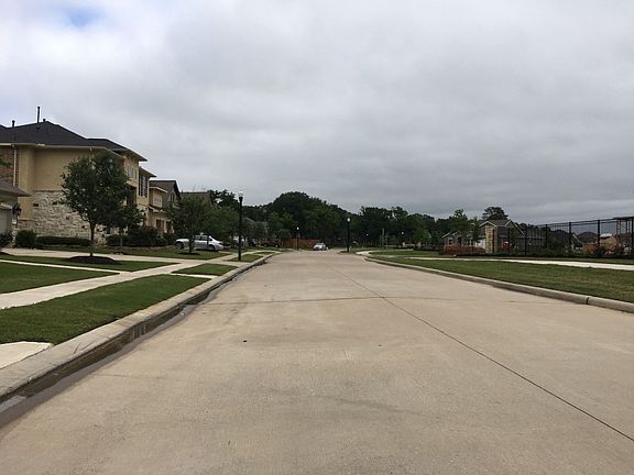 5th image of 10831 Mayberry Heights Dr