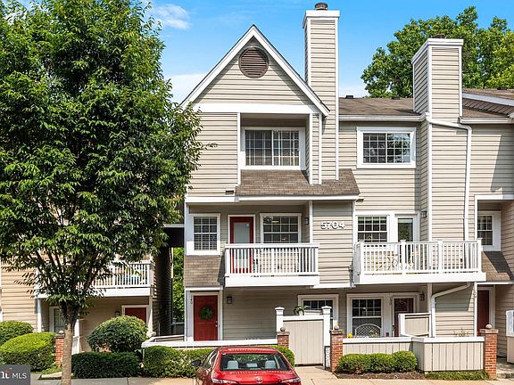 2nd image of 5704 Chapman Mill Dr APT 140