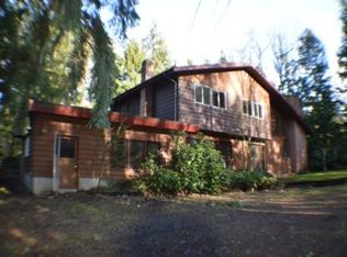 1070 E McLeod Rd, Bellingham, WA 98226