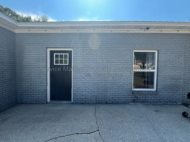 8184 Excelsior Dr — Photo 1