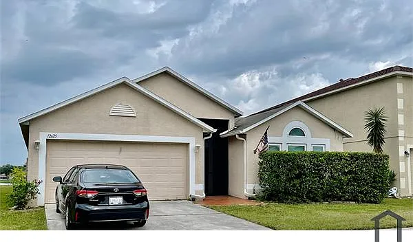 12625 Lake Vista Dr — Photo 2