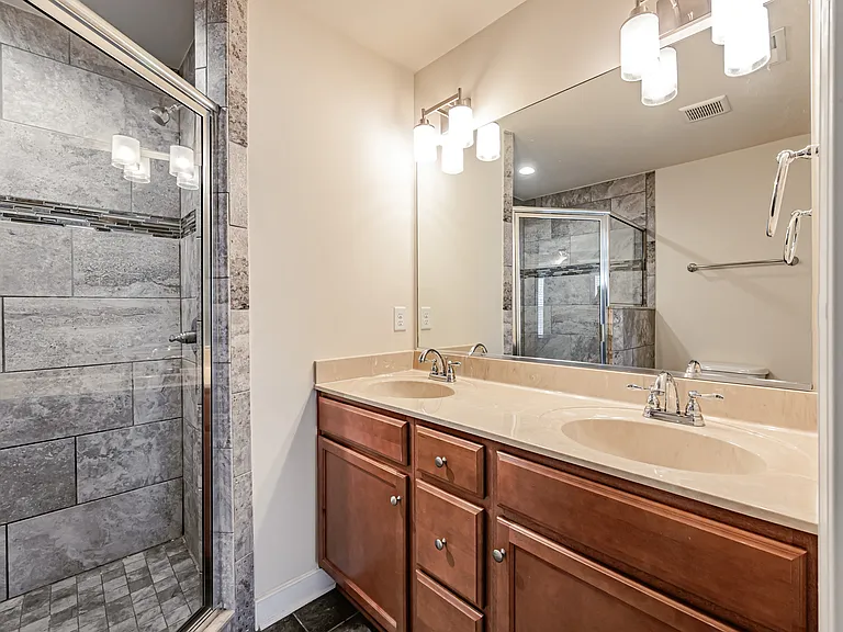 7380 Pebble Lake Dr — Photo 25