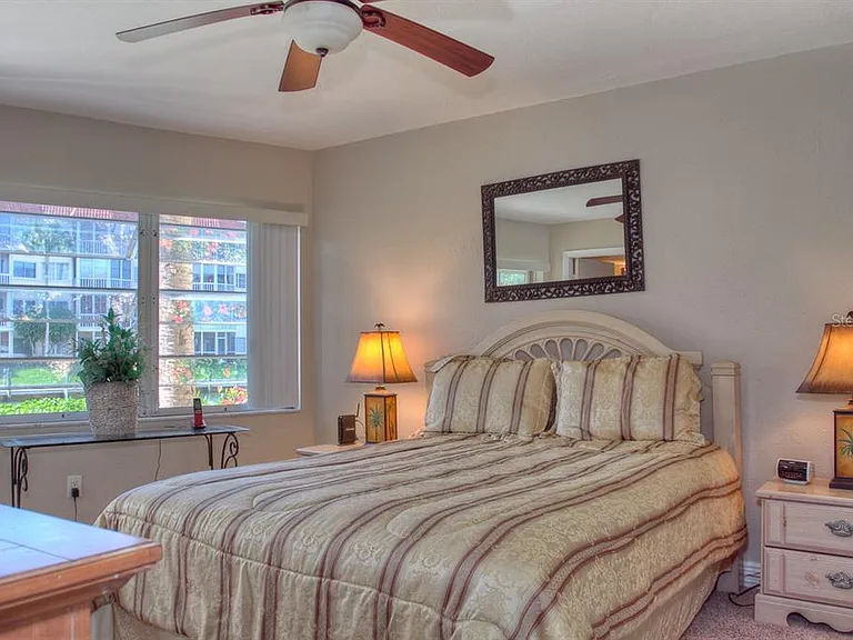 1250 N Portofino Dr #107MAR — Photo 15
