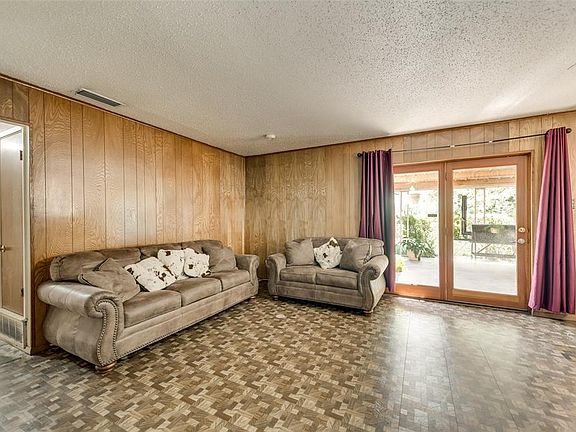 5th image of 1426 Bayshore Dr