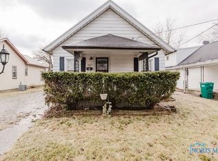 1023 Adams St, Findlay, OH 45840