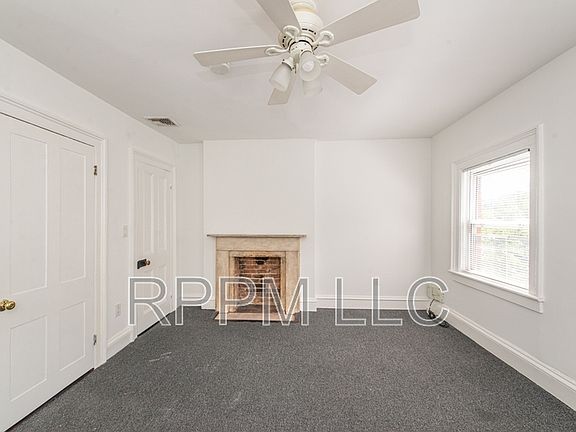 4th image of 146 Sussex St APT 3
