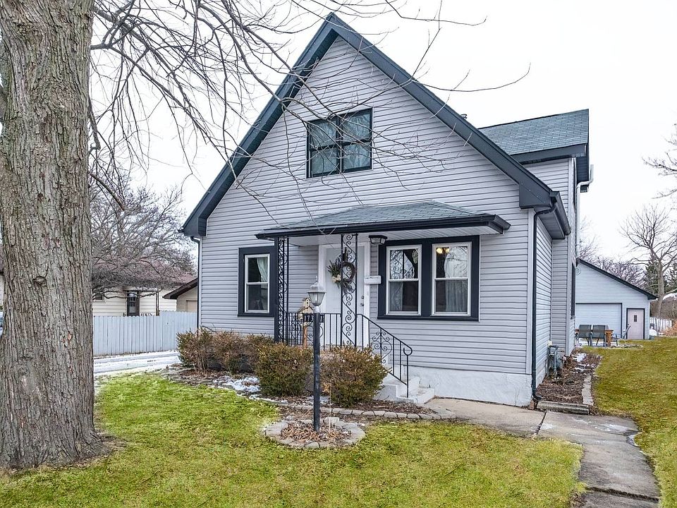 1st image of 17301 69th Ave