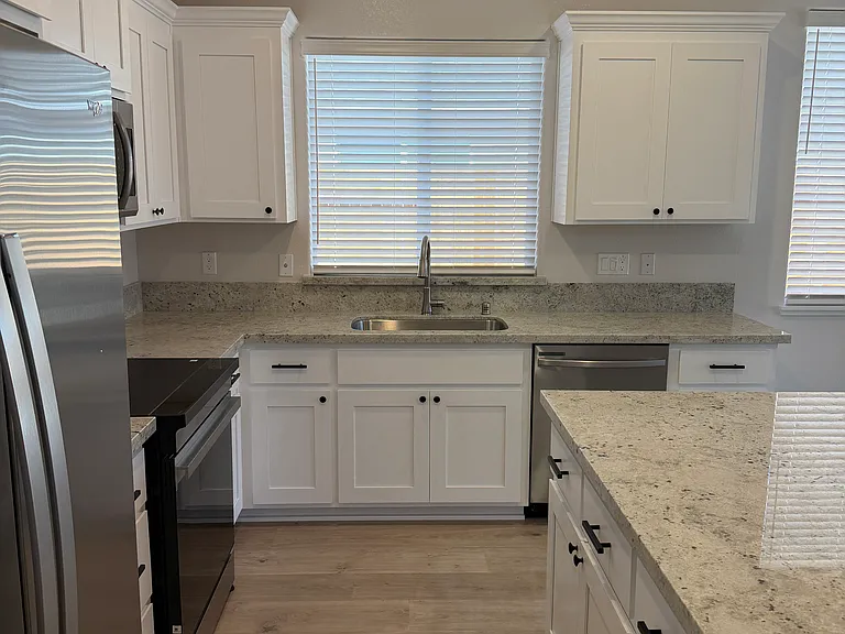 2704 Contour Way — Photo 4