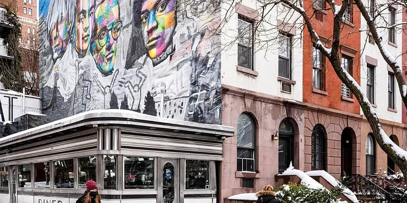 Rented by Douglas Elliman | media 16