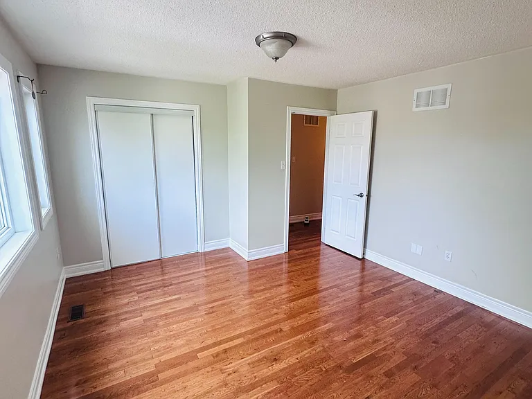 15 Beaverhall Rd — Photo 12