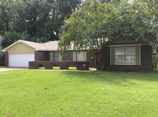 5185 Shirlwood Dr, Jackson, MS