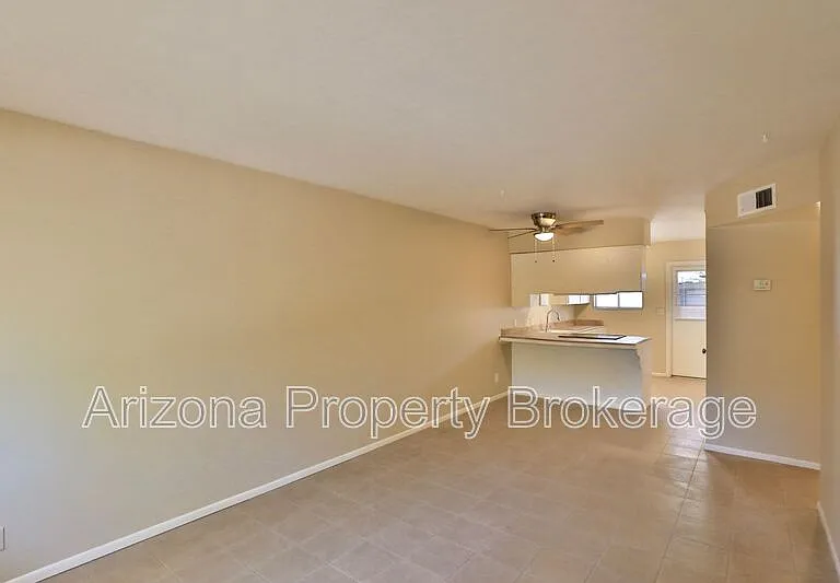 2323 S College Ave #2 — Photo 3