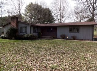 20025 Heritage Dr, Abingdon, VA 24211