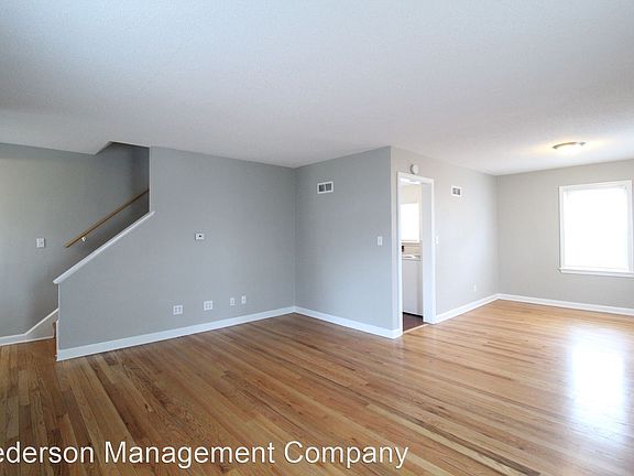 3rd image of 7544 Wyoming St