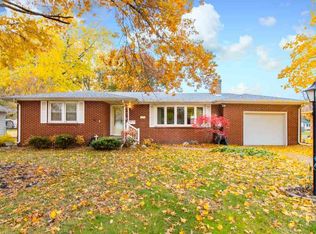 359 E Fernwood St, Morton, IL 61550