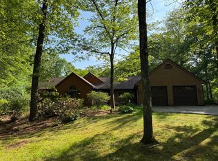 131 Sandgully Rd N, South Deerfield, MA 01373