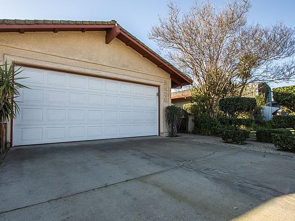 5th image of 2508 Marguerite Way