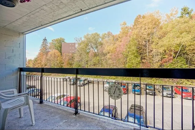 652 Macdonald Ave #209 — Photo 10