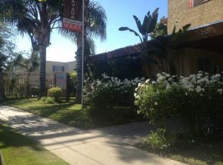 7528 Simpson Ave, North Hollywood, CA 91605