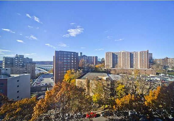 2nd image of 555 Kappock St APT 9K