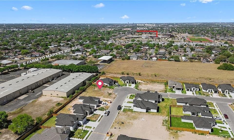 2nd image of 1104 E Acacia Dr