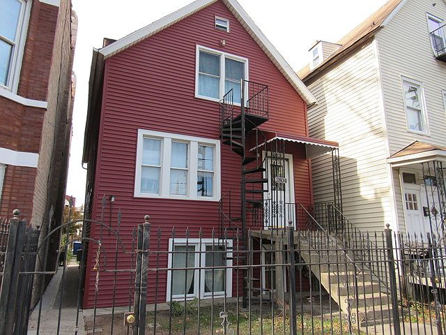 1st image of 2804 S Kedvale Ave