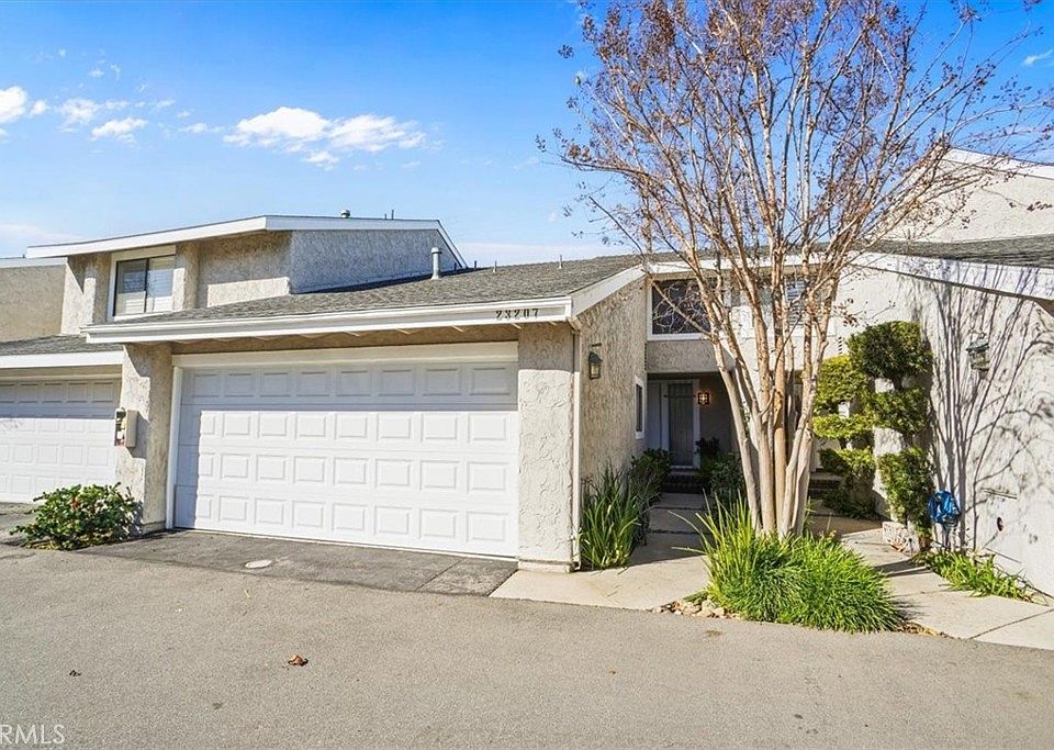 1st image of 23207 Yvette Ln