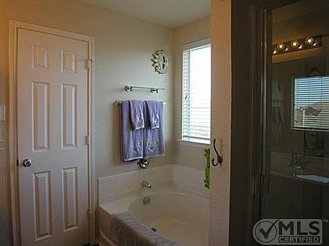 4th image of 304 Grand Highlands Dr