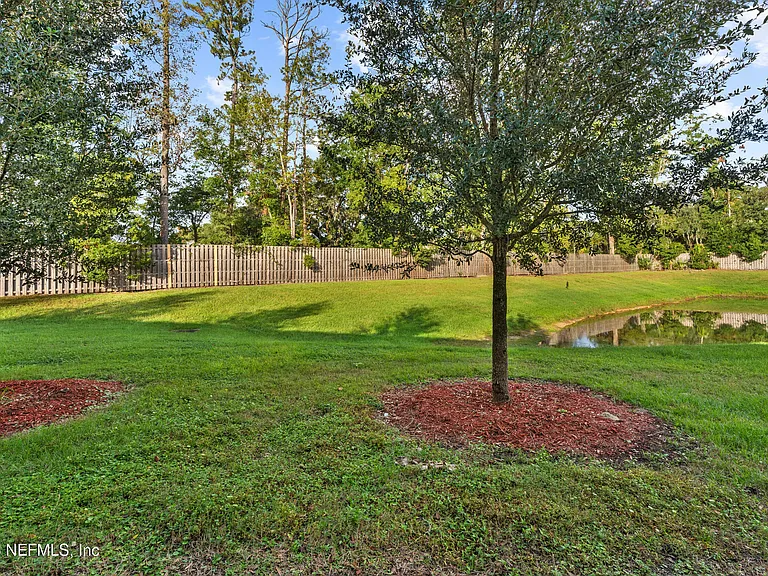 237 Aralia Ln — Photo 16