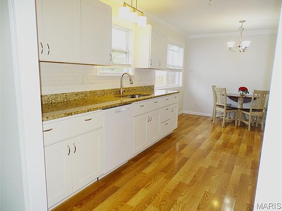 5th image of 1052 Deleon Ct