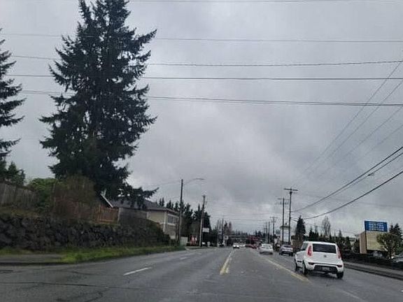 4th image of 10725 19th Ave SE Unit C