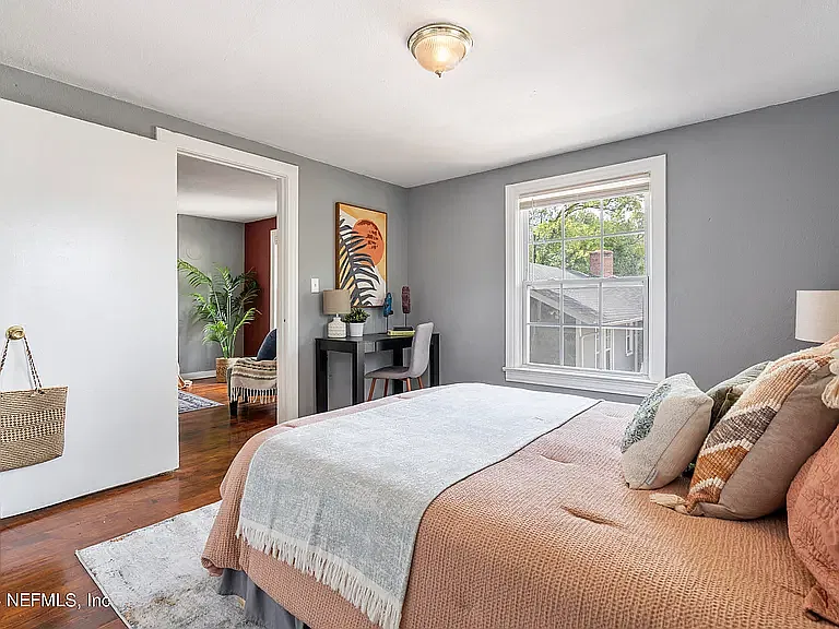 1 bed, 500 sqft, $995 — Photo 3
