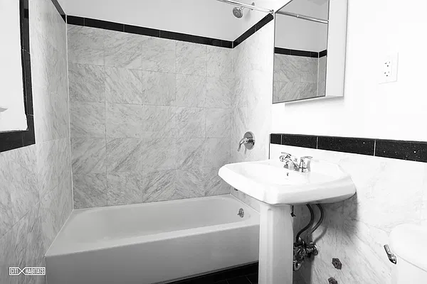Rented by Citi Habitats | media 10