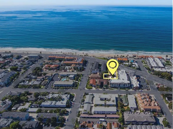 3056 Carlsbad Blvd, Carlsbad, CA 92008